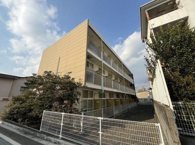 レオパレスMioの外観画像
