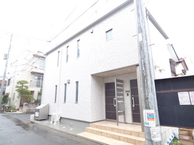 プリメーロ・ルナの外観画像
