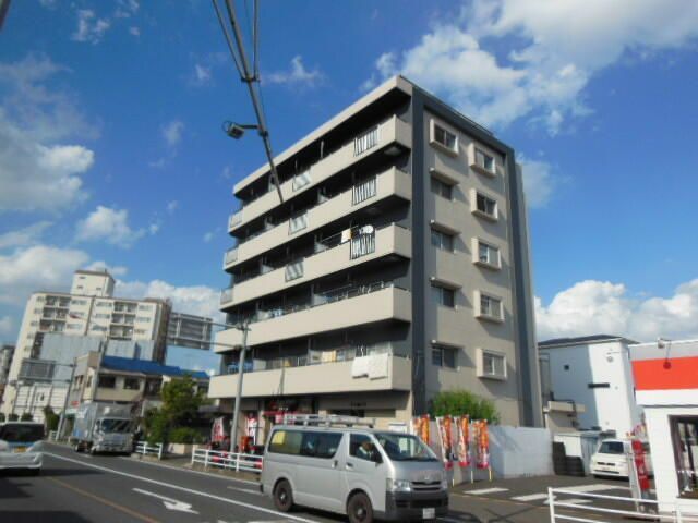 ファミール・コヌマの外観画像