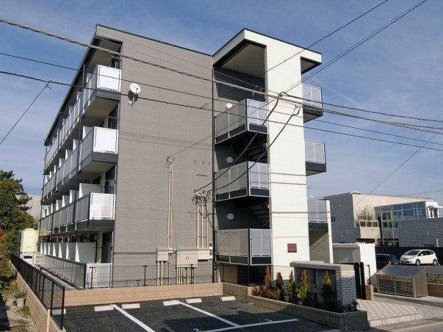 レオパレスグランエレガンスの外観画像