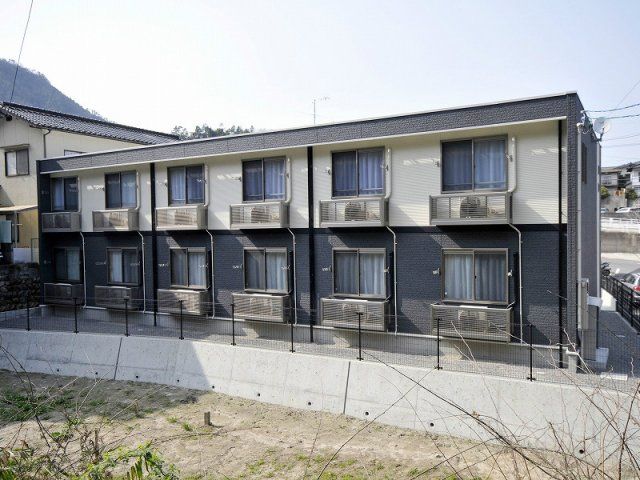 レオネクスト亀山Ⅱの外観画像
