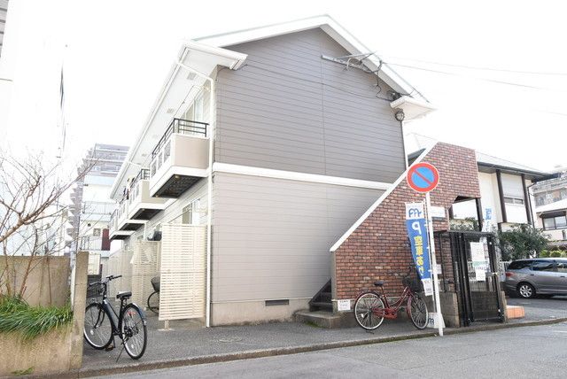 クリーンエイトの外観画像