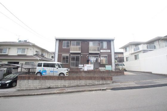 コモエスタ五月ヶ丘の外観画像
