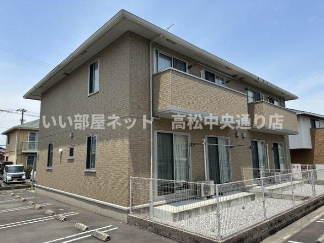 スマートフォー A館の外観画像