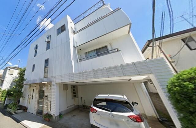 コムワイエスの外観画像