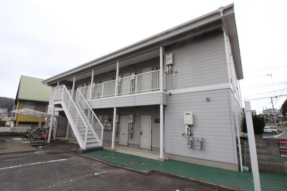 グリーンパレス京山A棟の外観画像