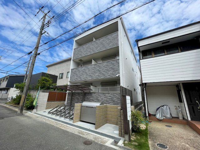 クリエオーレ牧野本町の外観画像