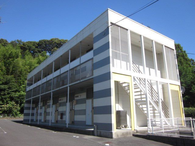 レオパレスバーディーの外観画像