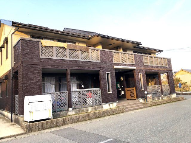 カラコレス西谷の外観画像