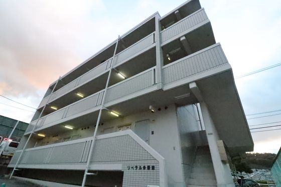 リベラル参番館の外観画像