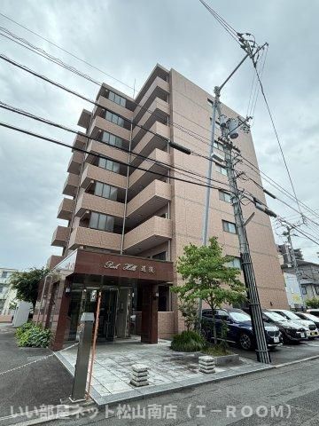 パークヒルズ道後の外観画像