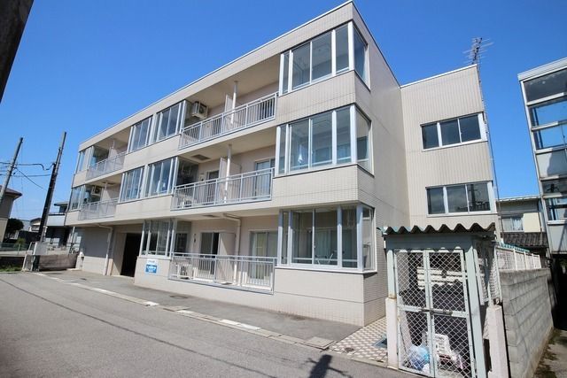 ソナチネ大町の外観画像