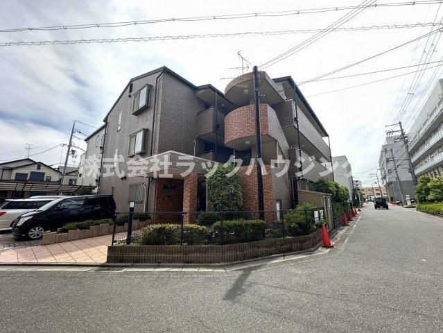 ルポンドシェルの外観画像