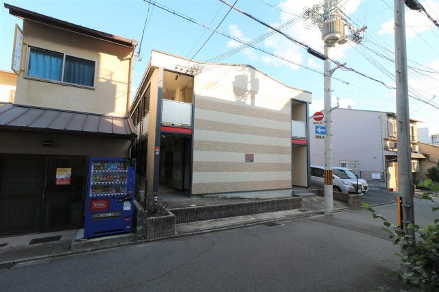 レオパレス二条城北の外観画像