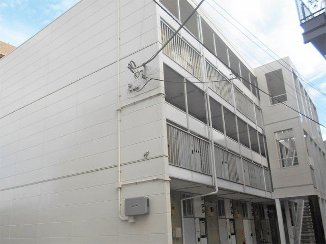 レオパレス片倉の外観画像
