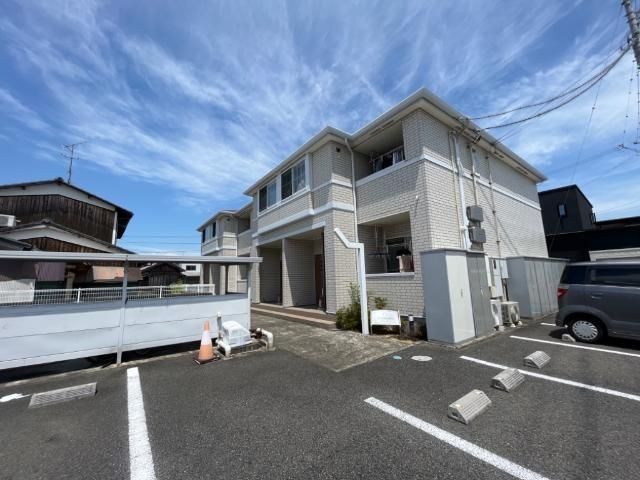 クレストール横黒の外観画像