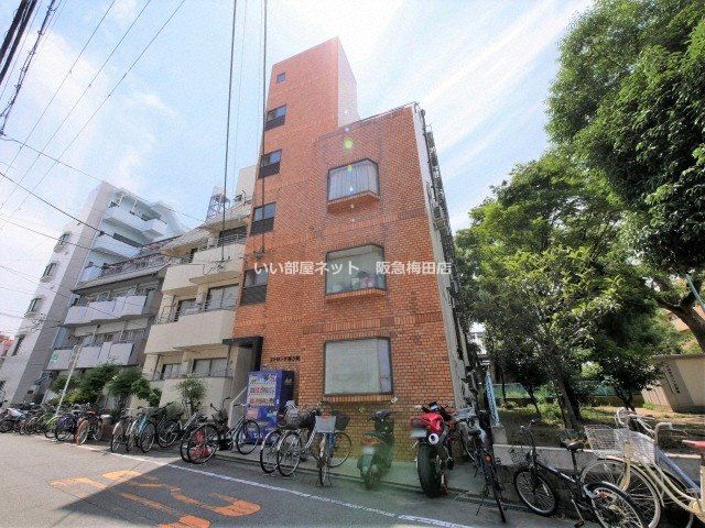 ストロング第3新大阪の外観画像