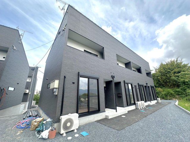 レイクサイド植木 C棟の外観画像