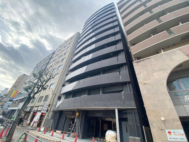セレニテ難波リアンの外観画像
