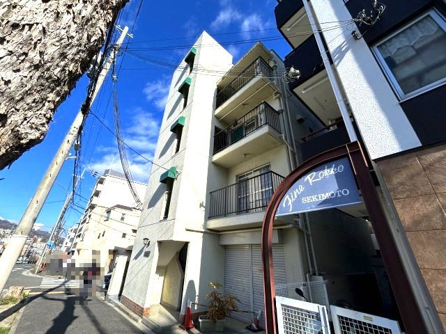 小泉マンションの外観画像
