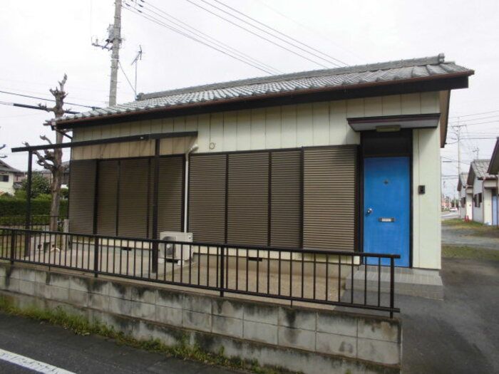 石川貸家 Eの外観画像