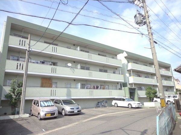 ファミーユ庄南の外観画像