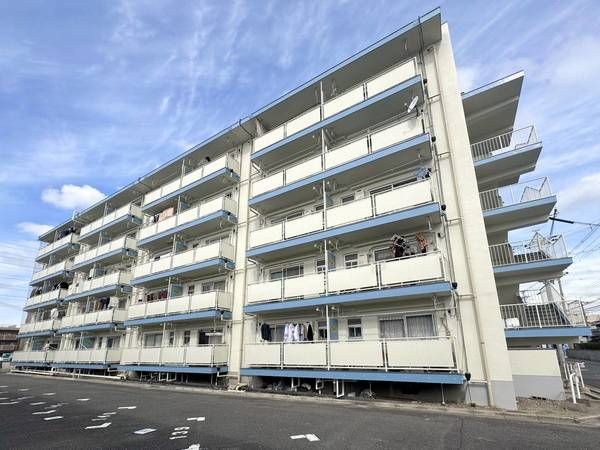 ビレッジハウス青山Ⅰ2号棟の外観画像
