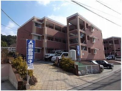 ヨーロピアンシャレー清水万石弐番館の外観画像