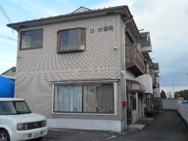 コーポ百栄の外観画像