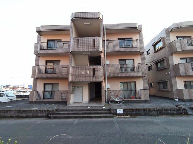 サンハイツ札元の外観画像