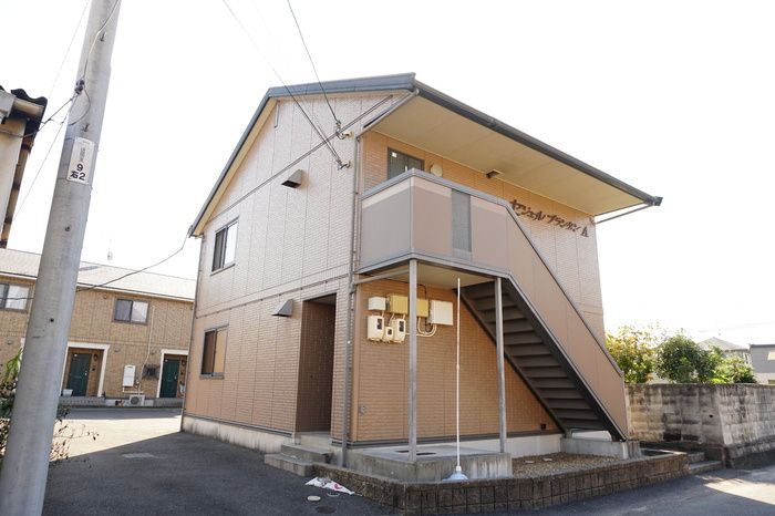 セジュールプランタン A棟の外観画像