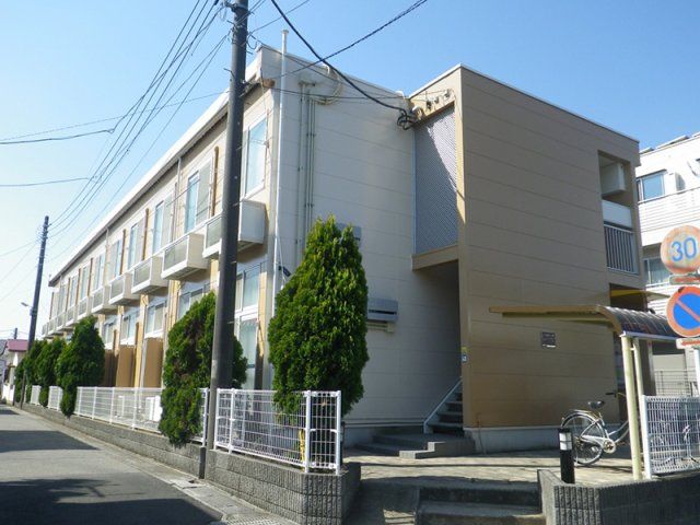 レオパレスカテリーナ芝山の外観画像