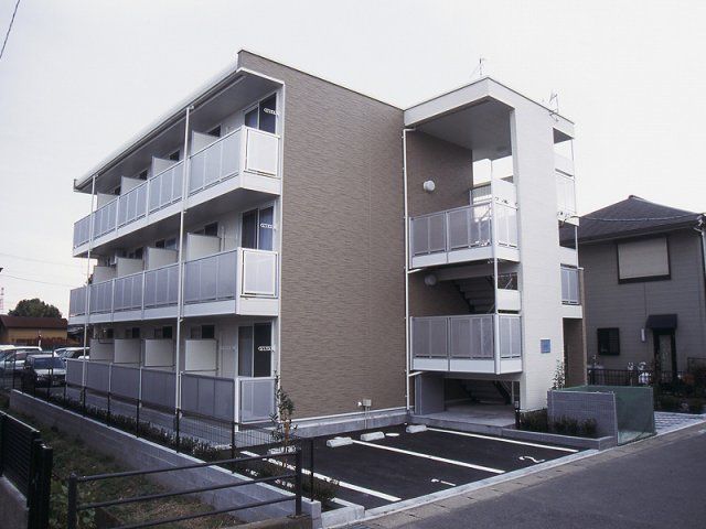 レオパレス小町Cの外観画像