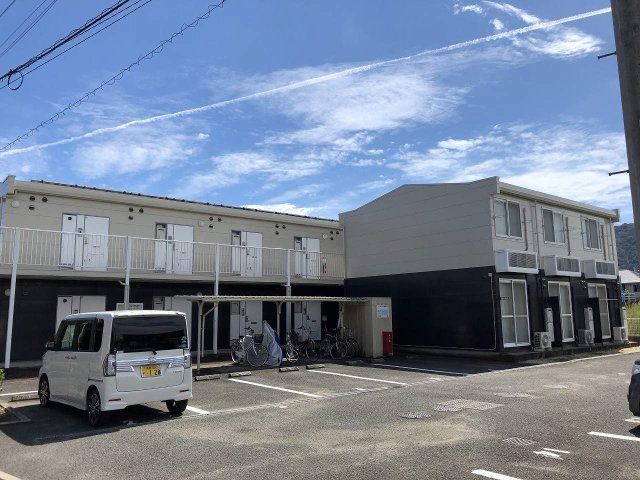 レオパレスひまわりの外観画像