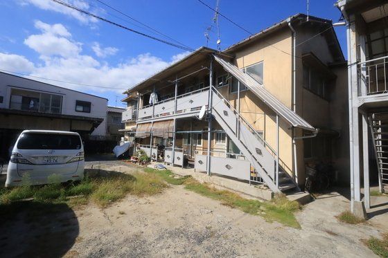 倉本アパート(21番地)の外観画像