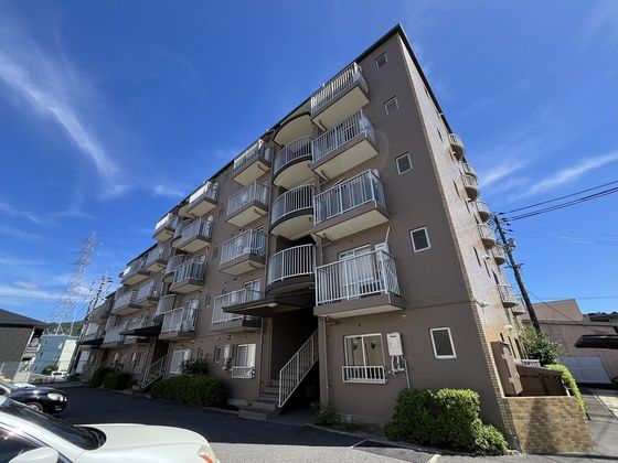 エメラルドマンション安古市中筋の外観画像