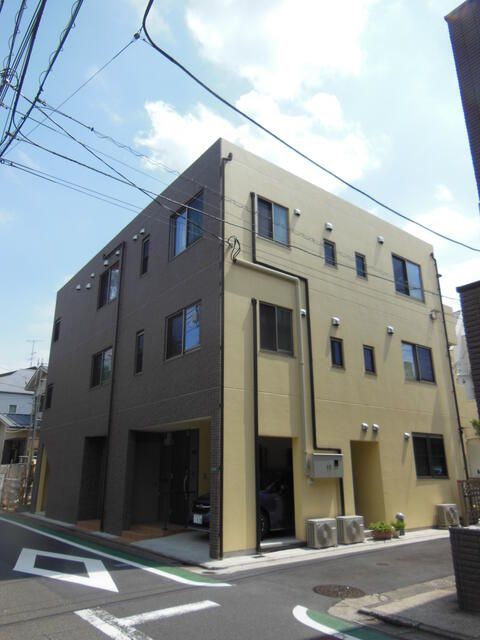 Y’s cubeの外観画像