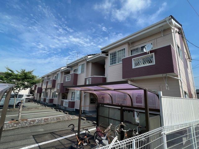 アーバンスプリング B棟の外観画像