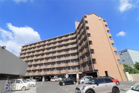 アジュール下中野の外観画像