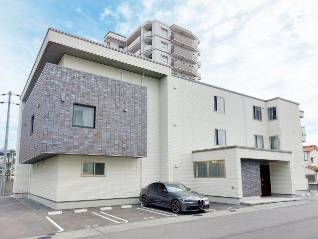 シャーメゾンステージ古川西 B棟の外観画像