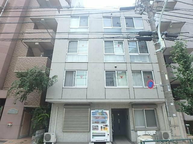 プラティーク十条の外観画像