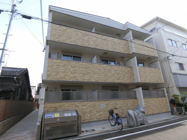 ピレーネ赤川の外観画像