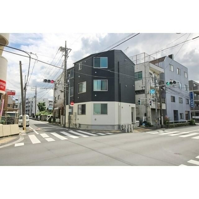 アルビオンシティ蓮根の外観画像