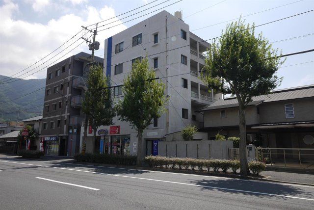 サンピア足原の外観画像