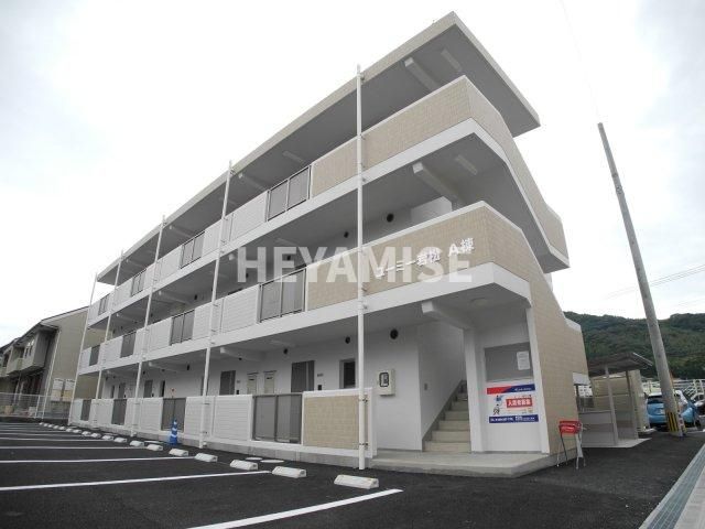 ユーミー岩松A棟の外観画像