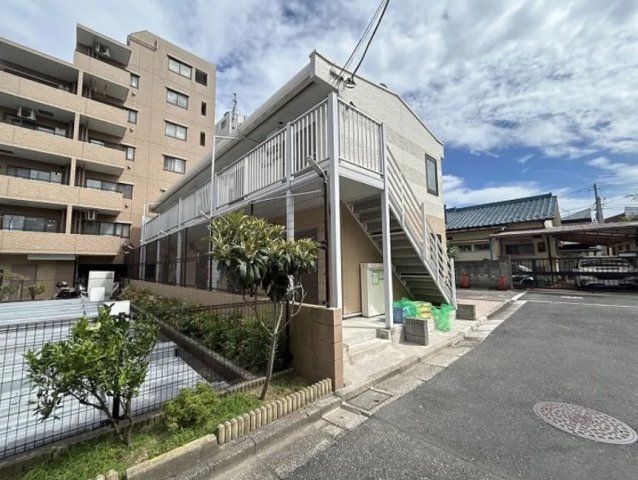 レオパレスラインホルト立石の外観画像