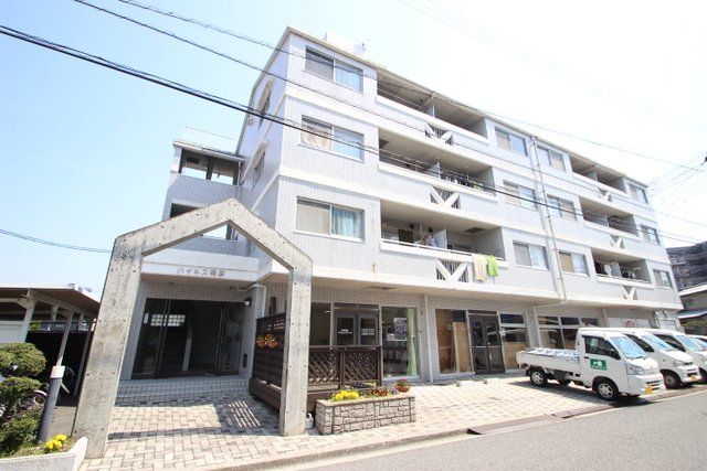 ハイネス鴨原の外観画像