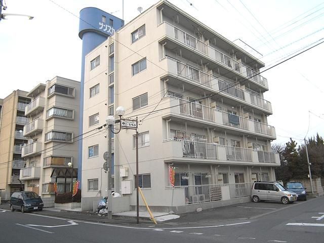 マンションサンスカイの外観画像