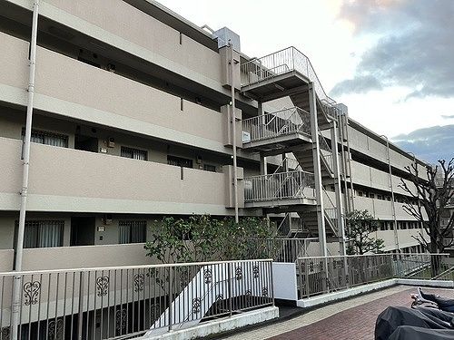 ルックハイツ日吉2号棟の外観画像