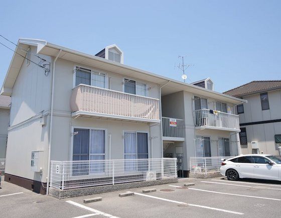 ラディッシュタウン撫川 Bの外観画像